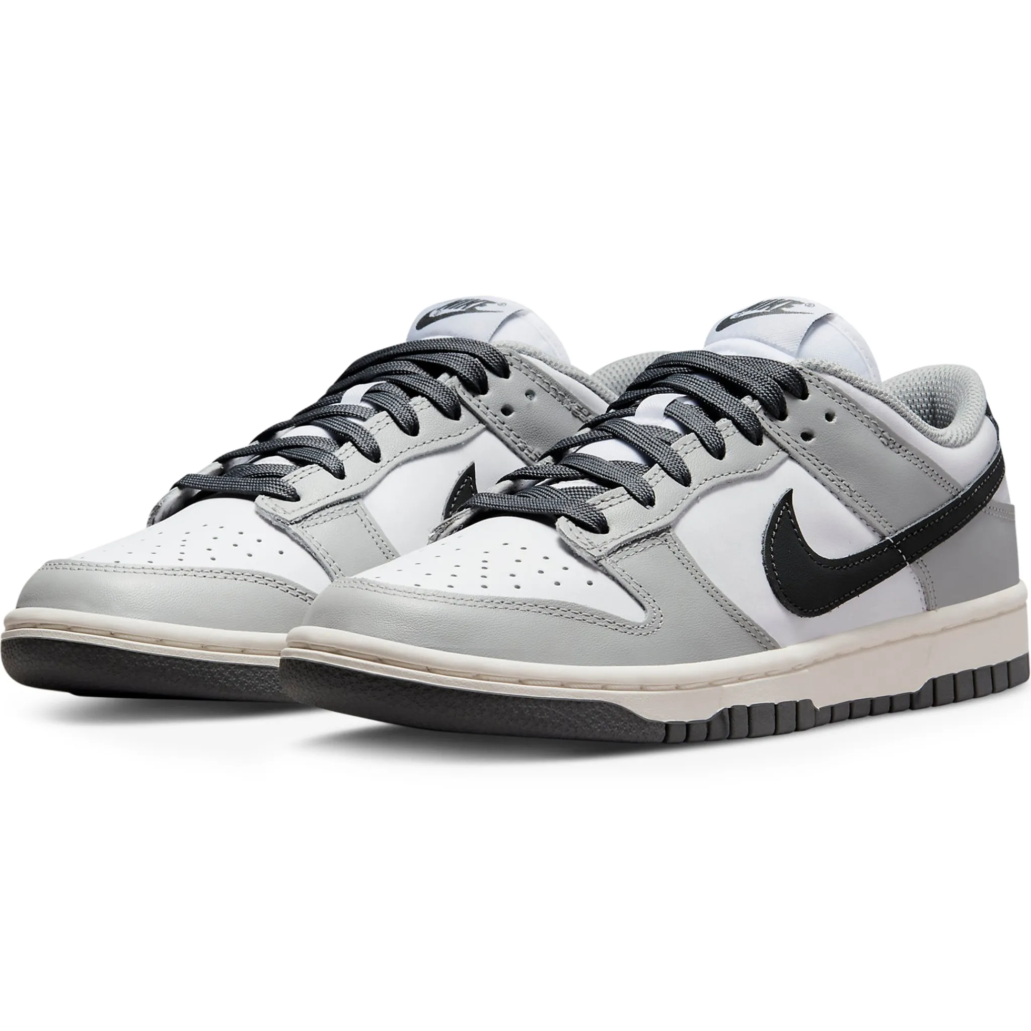 Nike Dunk Low Light Smoke Grey (W)< Trainers