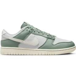 Nike Dunk Low Mica Green< Trainers
