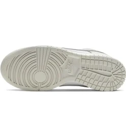 Nike Dunk Low Photon Dust (W)< Trainers