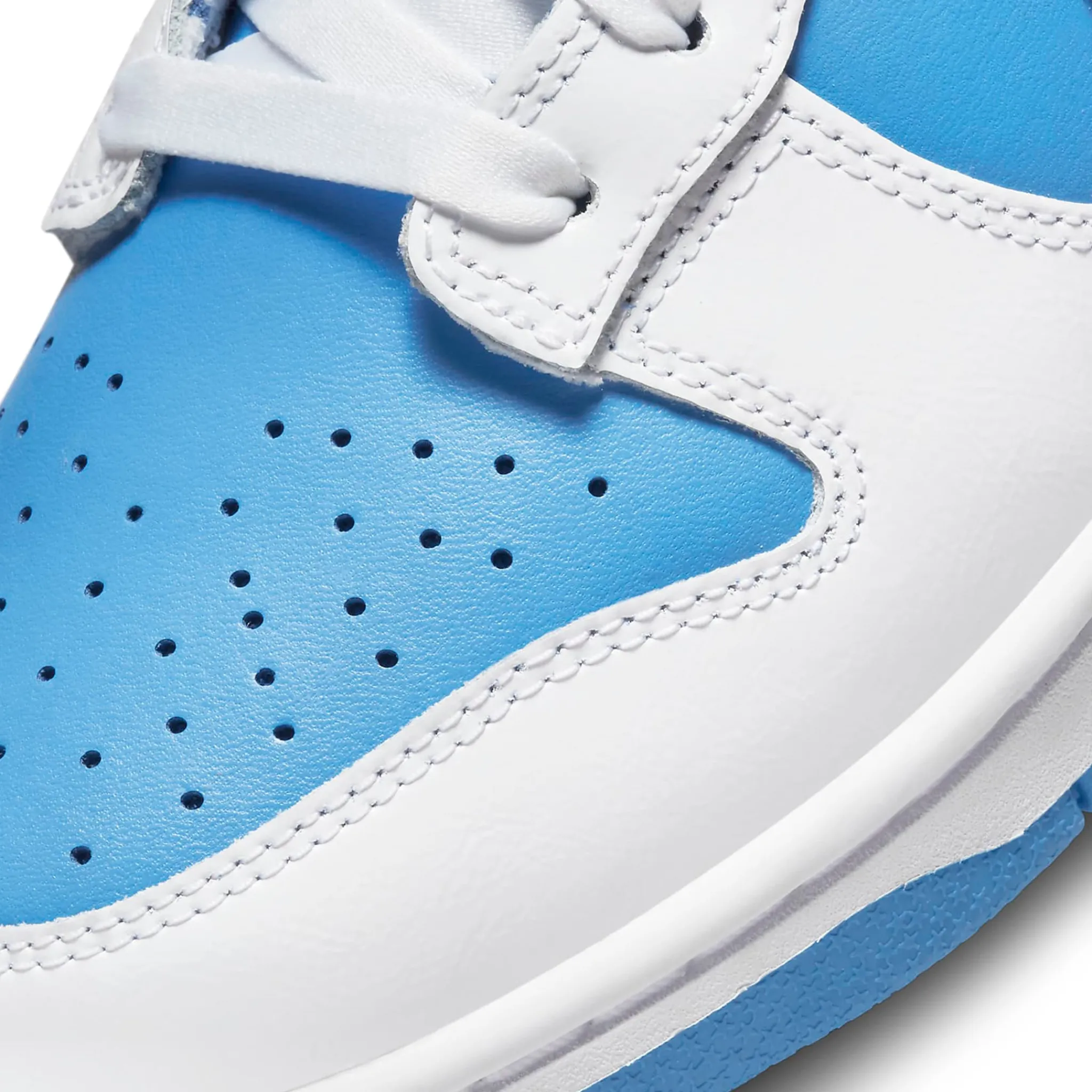 Nike Dunk Low Reverse UNC (W)< Trainers