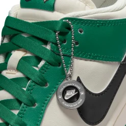 Nike Dunk Low SE Lottery Pack Malachite Green< Trainers