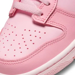 Nike Dunk Low Triple Pink (GS)< Trainers