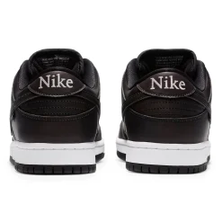 Nike SB Dunk Low Civilist< Black Trainers|Trainers