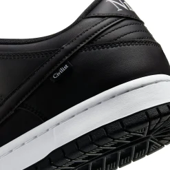 Nike SB Dunk Low Civilist< Black Trainers|Trainers