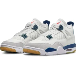 Air Jordan Nike SB x 4 White Navy< White Trainers