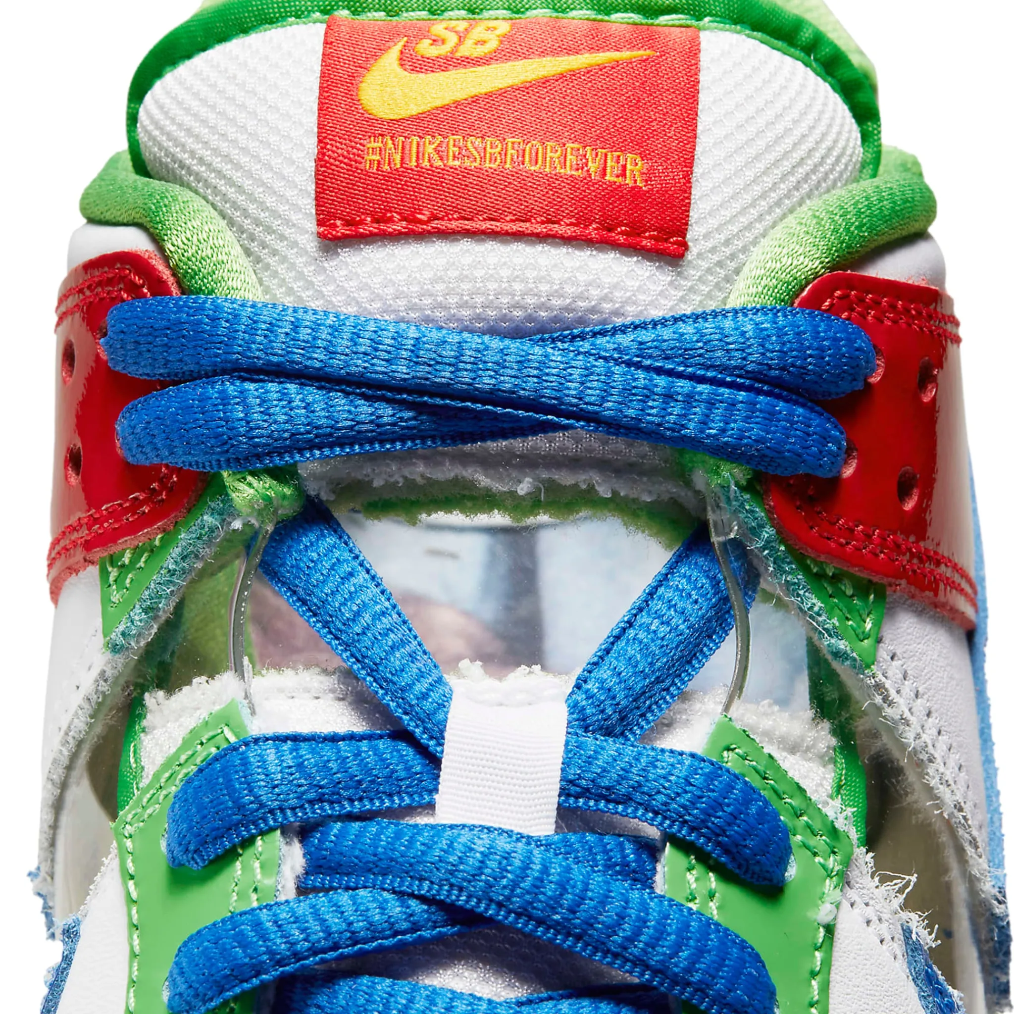 Nike x eBay SB Dunk Low Sandy Bodecker< Trainers