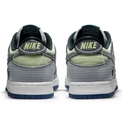 Nike x Union Dunk Low Passport Pack Pistachio< Trainers