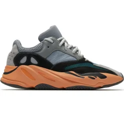 Adidas Yeezy Preloved - Boost 700 Boost Wash Orange< Trainers