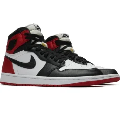 Air Jordan Preloved - 1 Retro High Satin Black Toe (W)< Trainers
