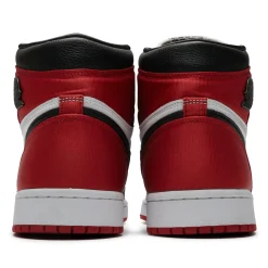 Air Jordan Preloved - 1 Retro High Satin Black Toe (W)< Trainers