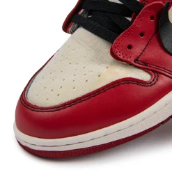 Air Jordan Preloved - 1 x Off-White 1 Retro High OG Chicago< Trainers