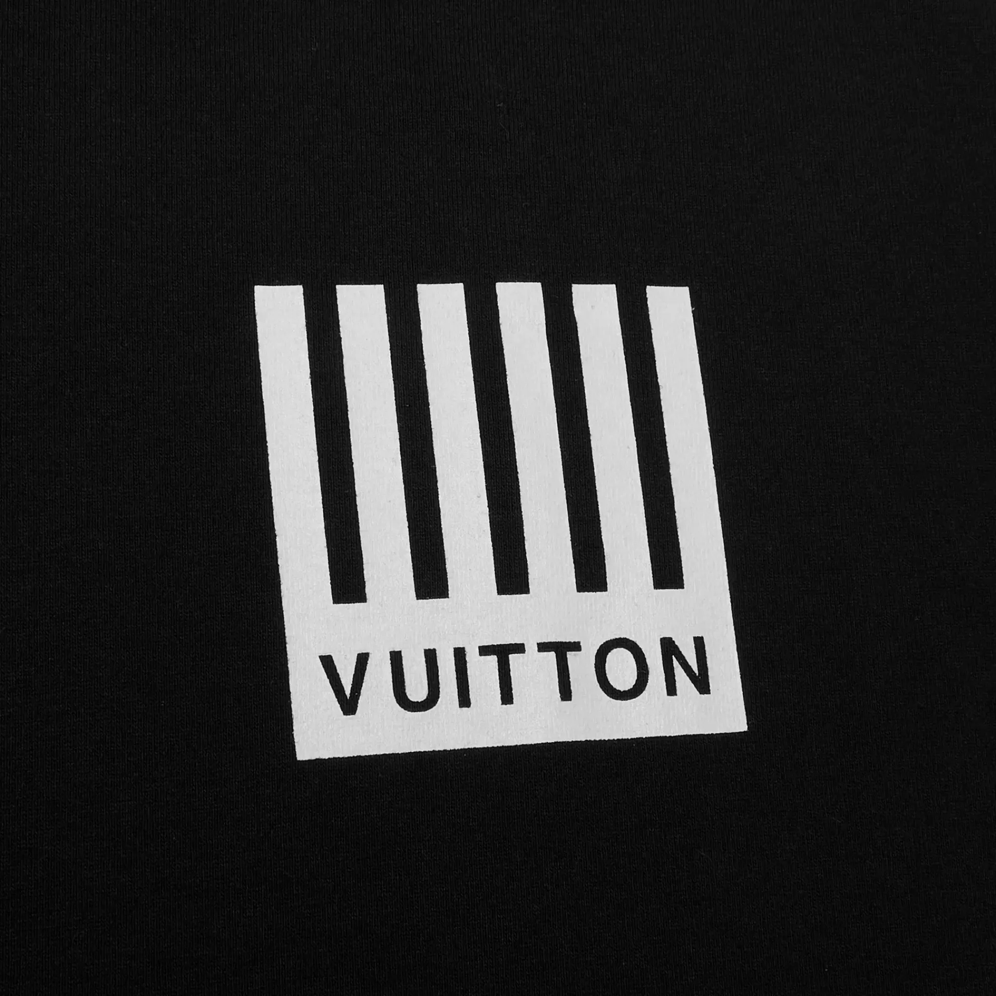 Louis Vuitton Preloved - Monogram Flowers Printed Black T Shirt< T-shirts