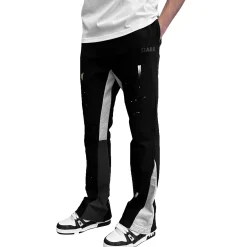 SIARR Flared Joggers Black Paint< Bottoms|Sweatpants