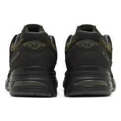 New Balance Stone Island x 991v2 MiUK Black Olive< Black Trainers|Trainers
