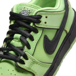 Nike The Powerpuff Girls x SB Dunk Low Buttercup (PS)< Trainers