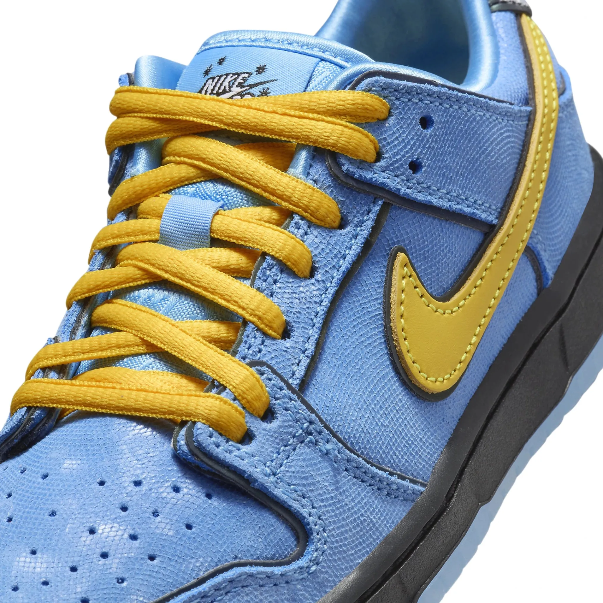 Nike The Powerpuff Girls x SB Dunk Low Bubbles (PS)< Trainers