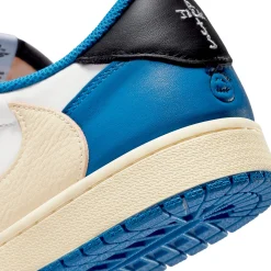 Air Jordan Travis Scott x 1 Low OG SP Fragment Design< Trainers