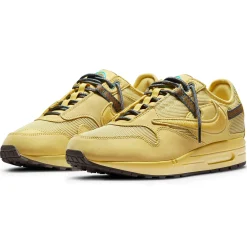 Nike Travis Scott x Air Max 1 Saturn Gold< Trainers