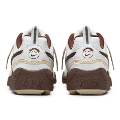 Nike Travis Scott x Zoom Field Jaxx Light Chocolate< White Trainers|Trainers