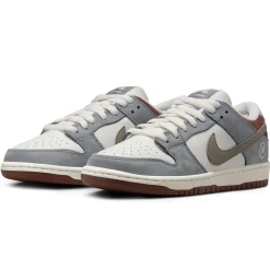 Nike Yuto Horigome x SB Dunk Low< Trainers