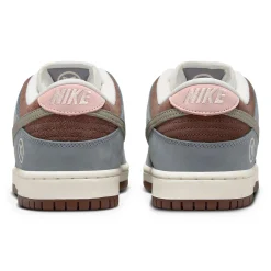 Nike Yuto Horigome x SB Dunk Low< Trainers