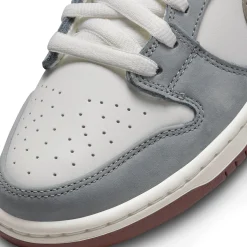 Nike Yuto Horigome x SB Dunk Low< Trainers